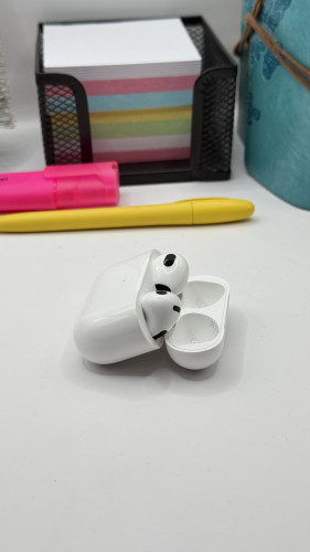 ყურსასმენი Apple Airpods 3rd Generation ID: 508062-II