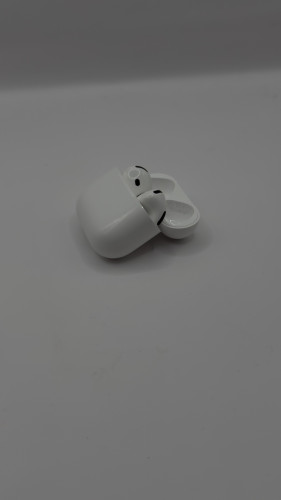 ყურსასმენი AirPods 4   ID: 539443-VV