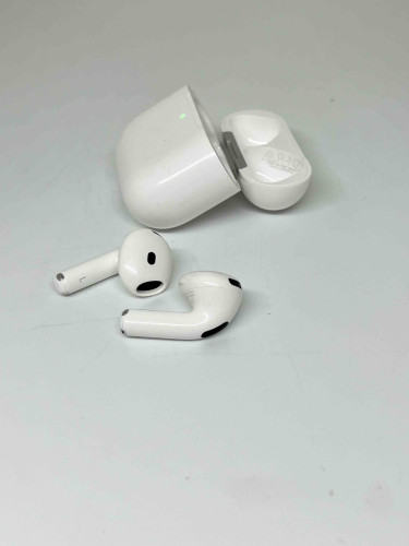 ყურსასმენი AirPods 4   ID: 420928-I