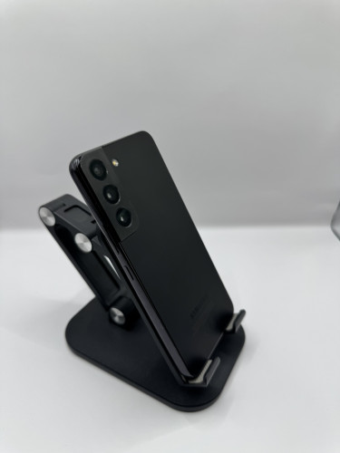 Samsung Galaxy S22  8/128GB  ID: 496226-IV